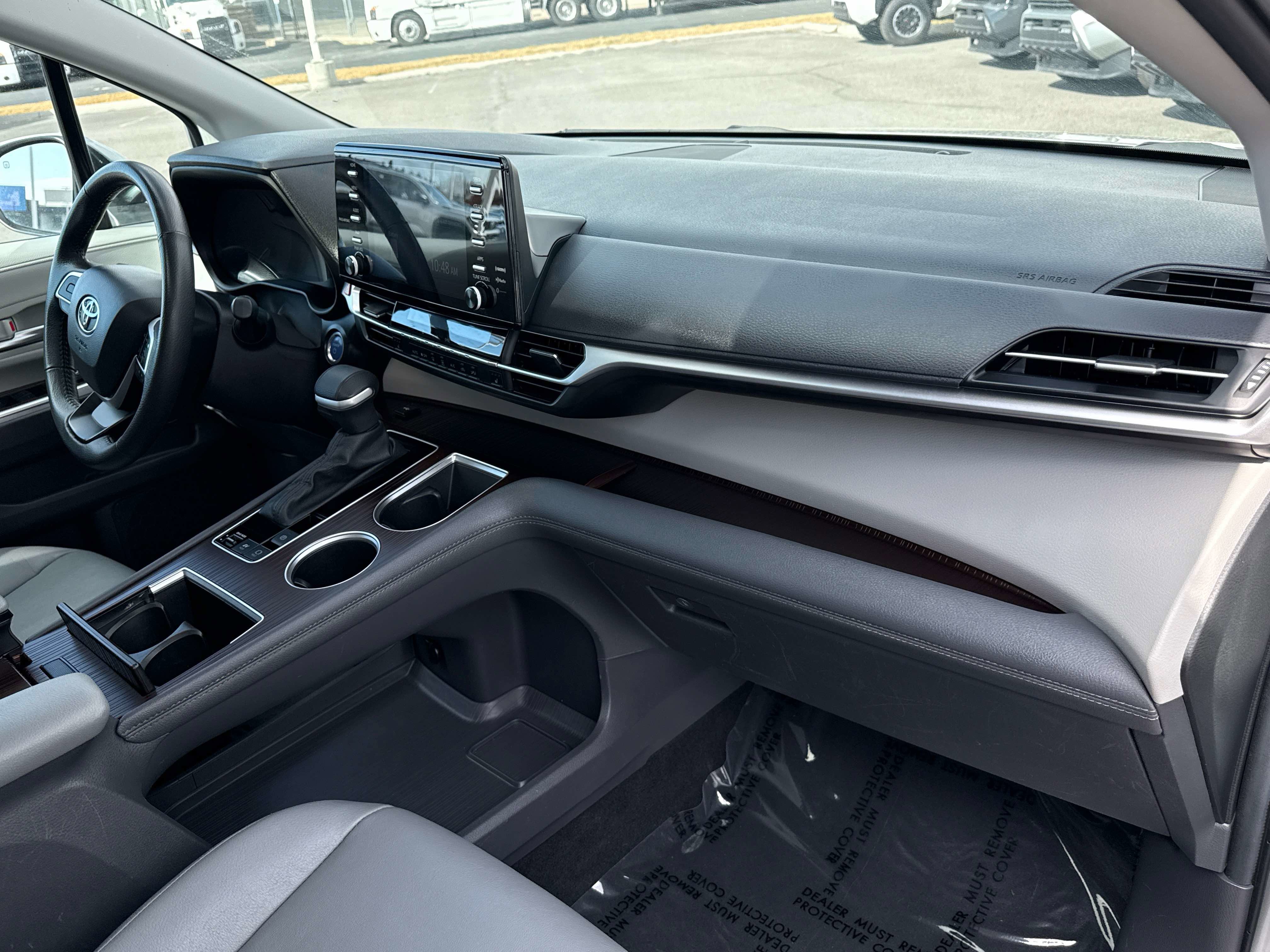 2024 Toyota Sienna - Image 22