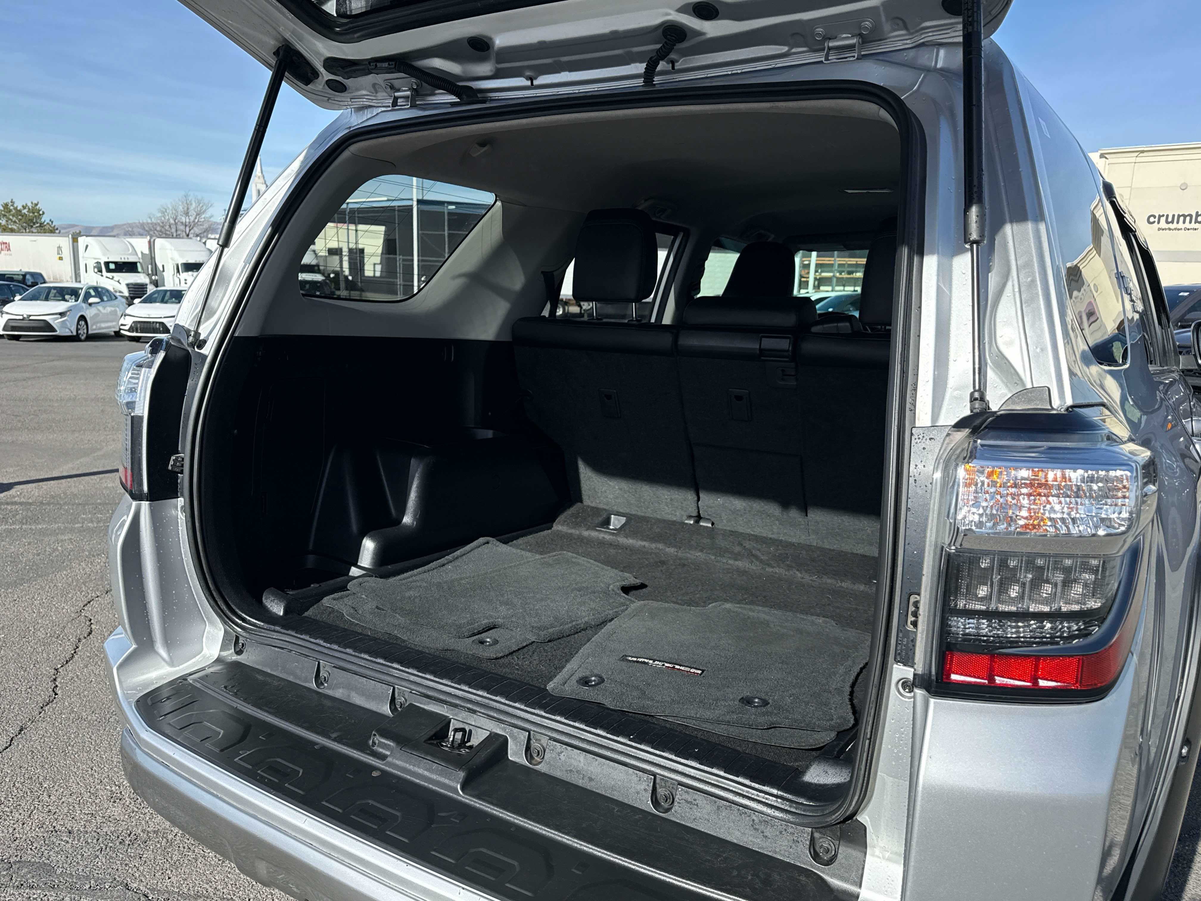 2022 Toyota 4Runner - Image 15