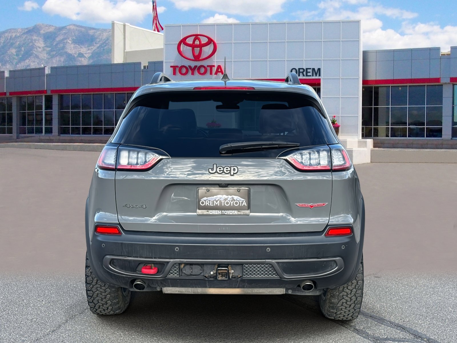 2019 Jeep Cherokee - Image 4