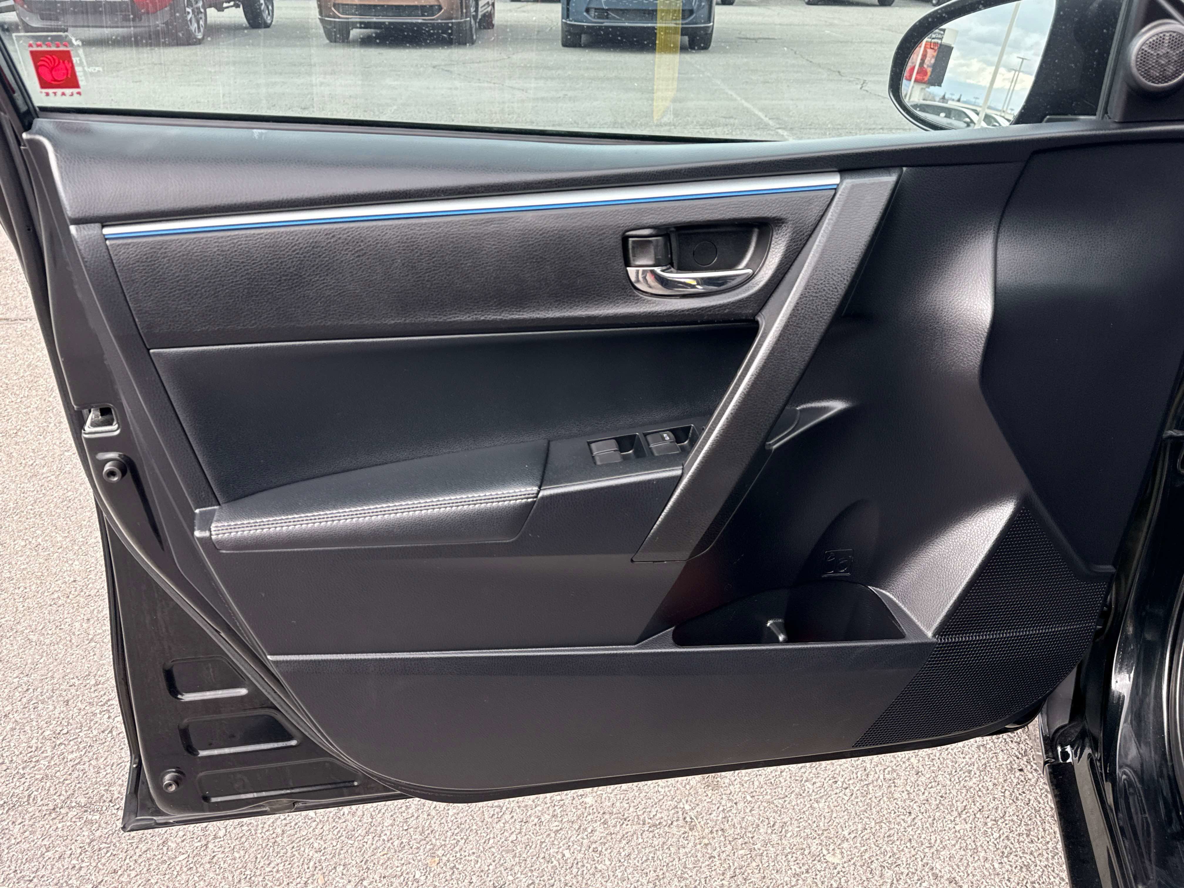 2016 Toyota Corolla - Image 12