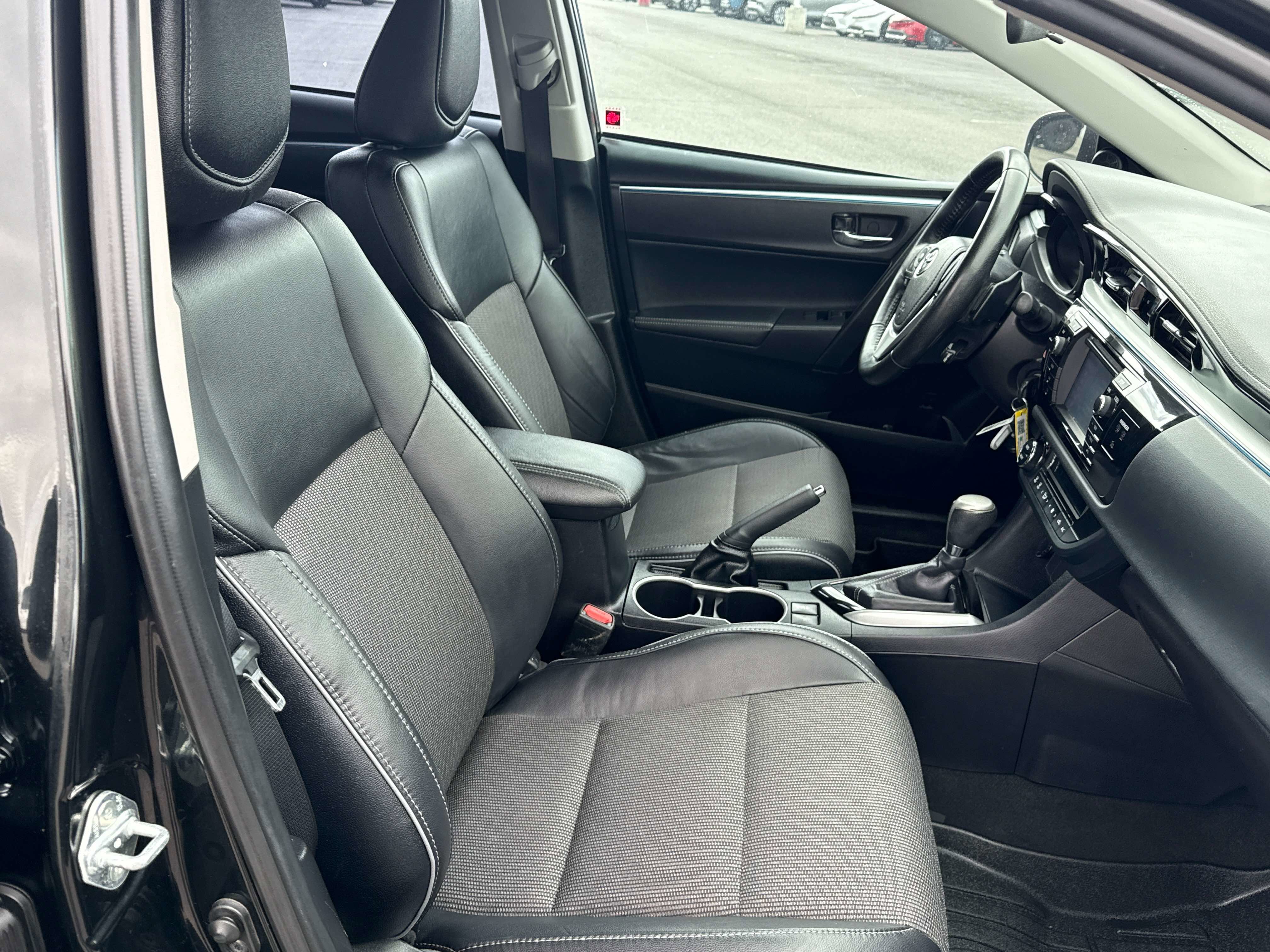 2016 Toyota Corolla - Image 17