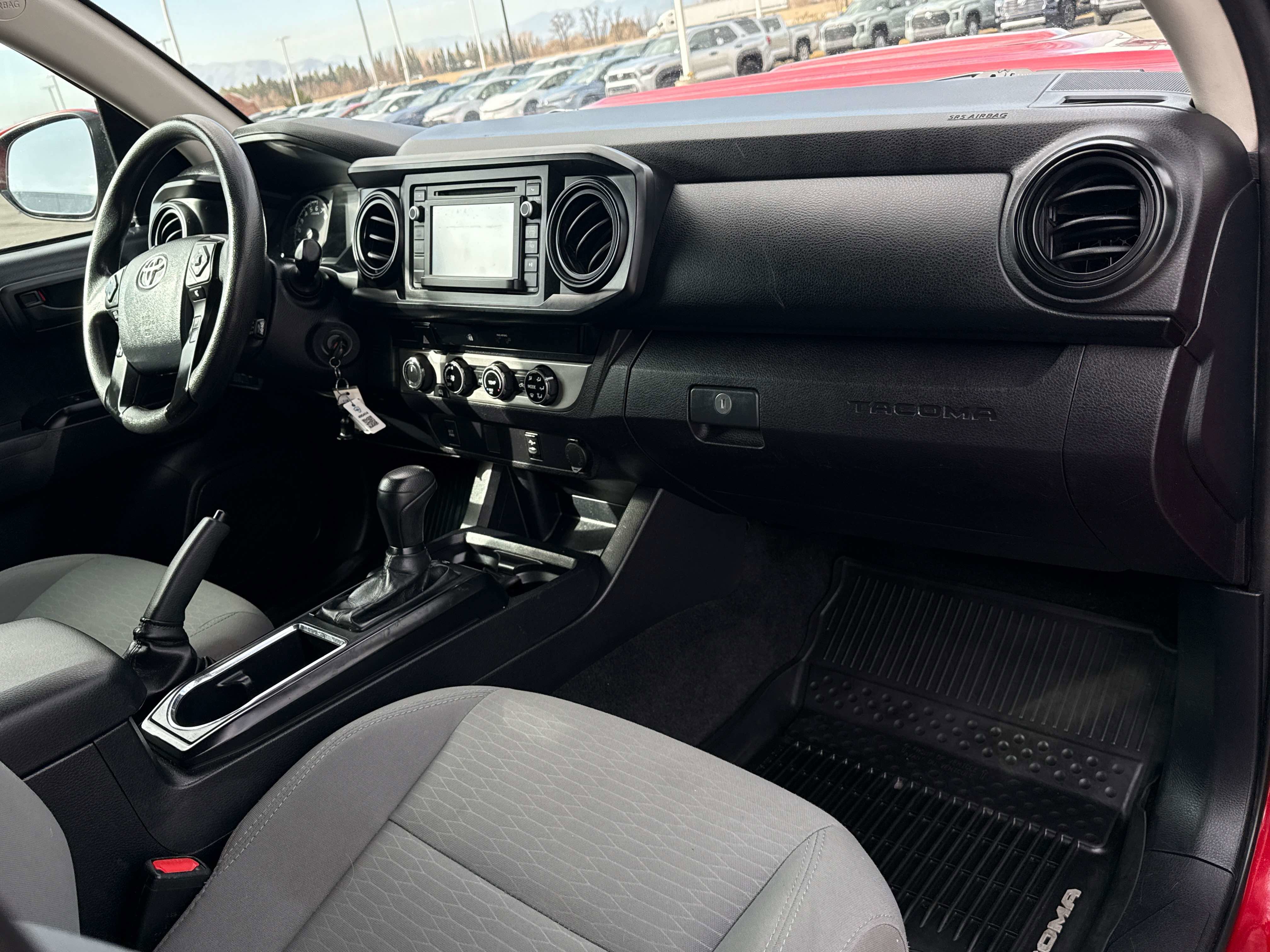 2018 Toyota Tacoma - Image 18
