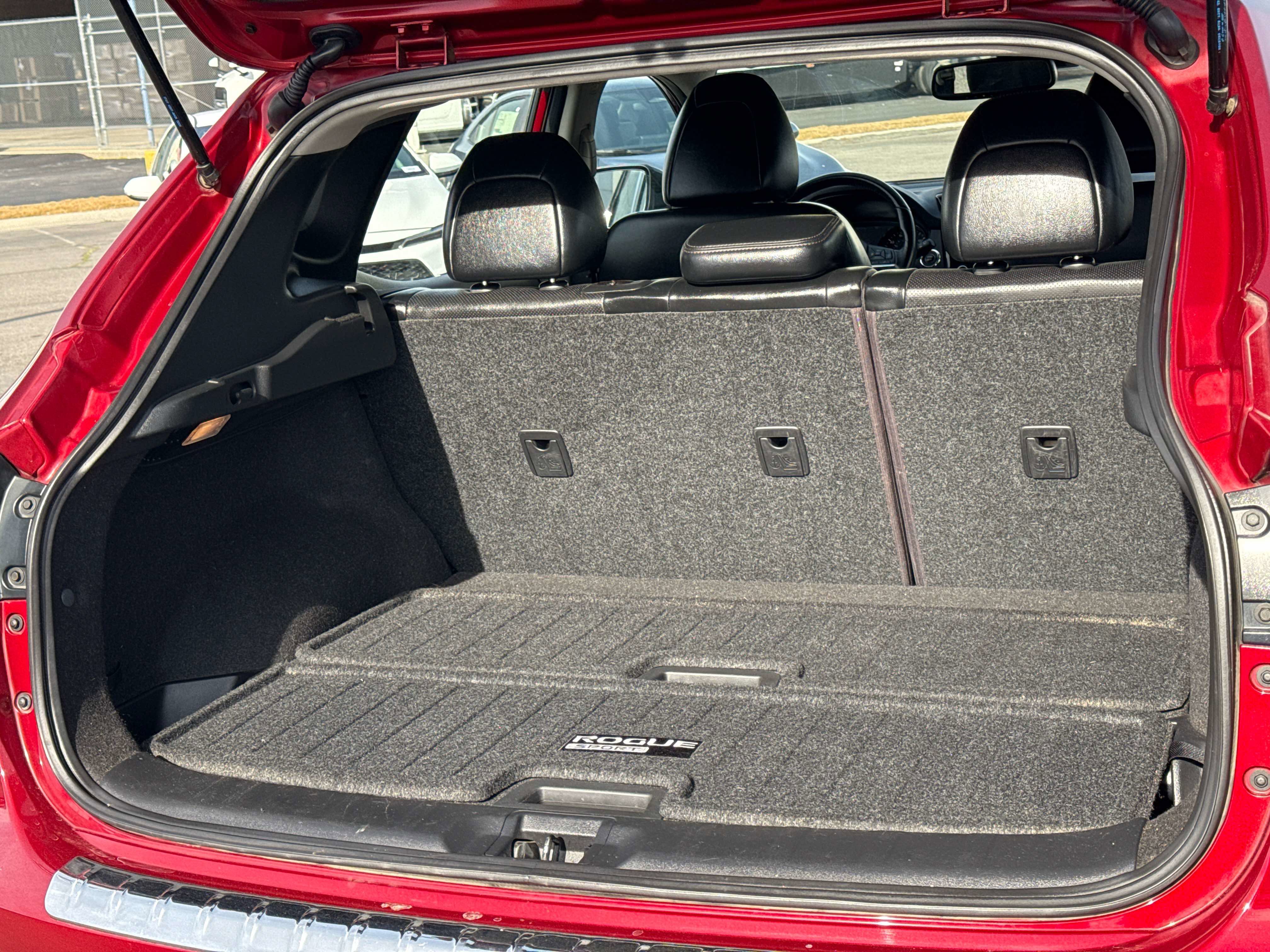 2019 Nissan Rogue Sport - Image 18