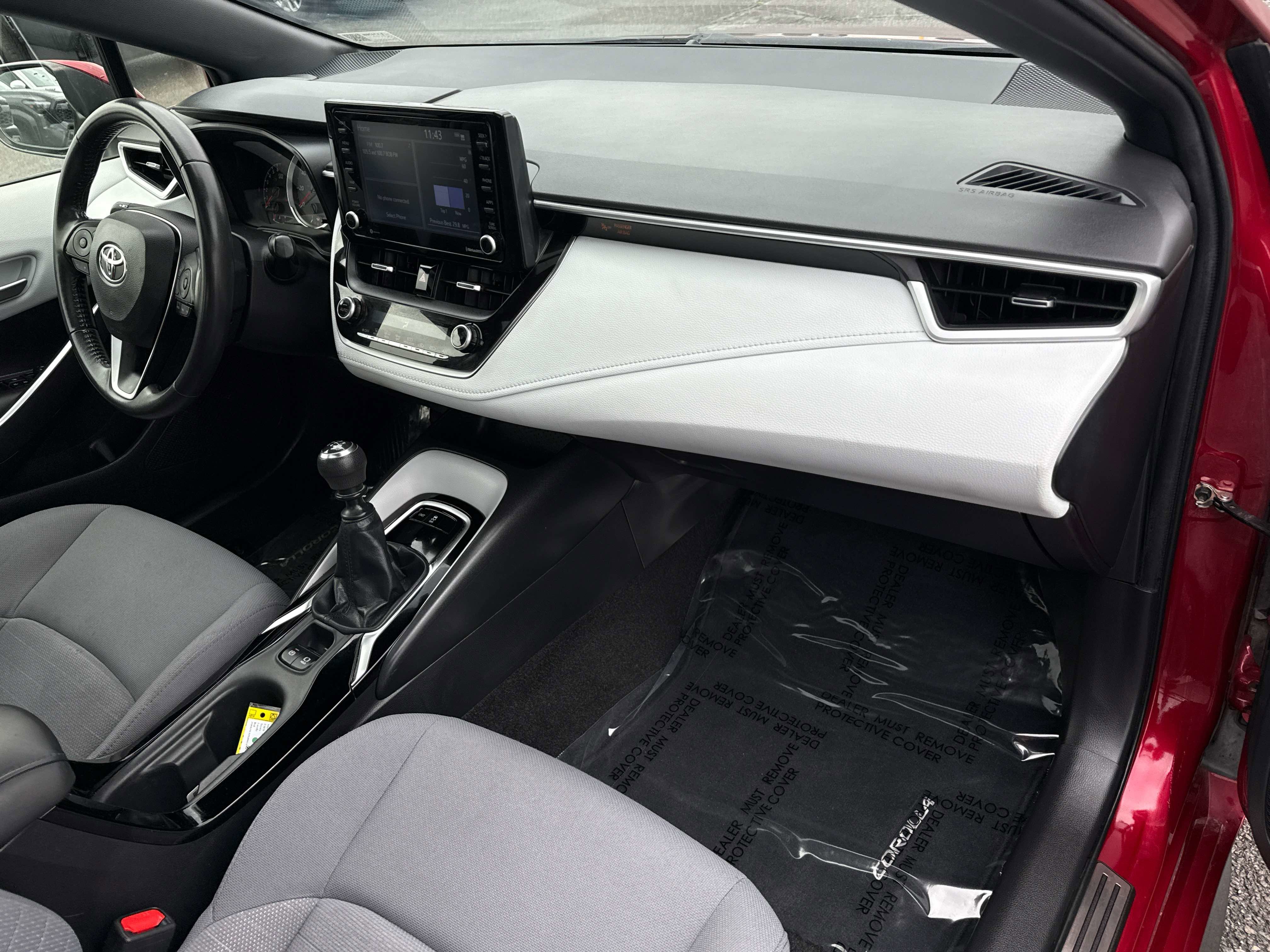 2022 Toyota Corolla - Image 18