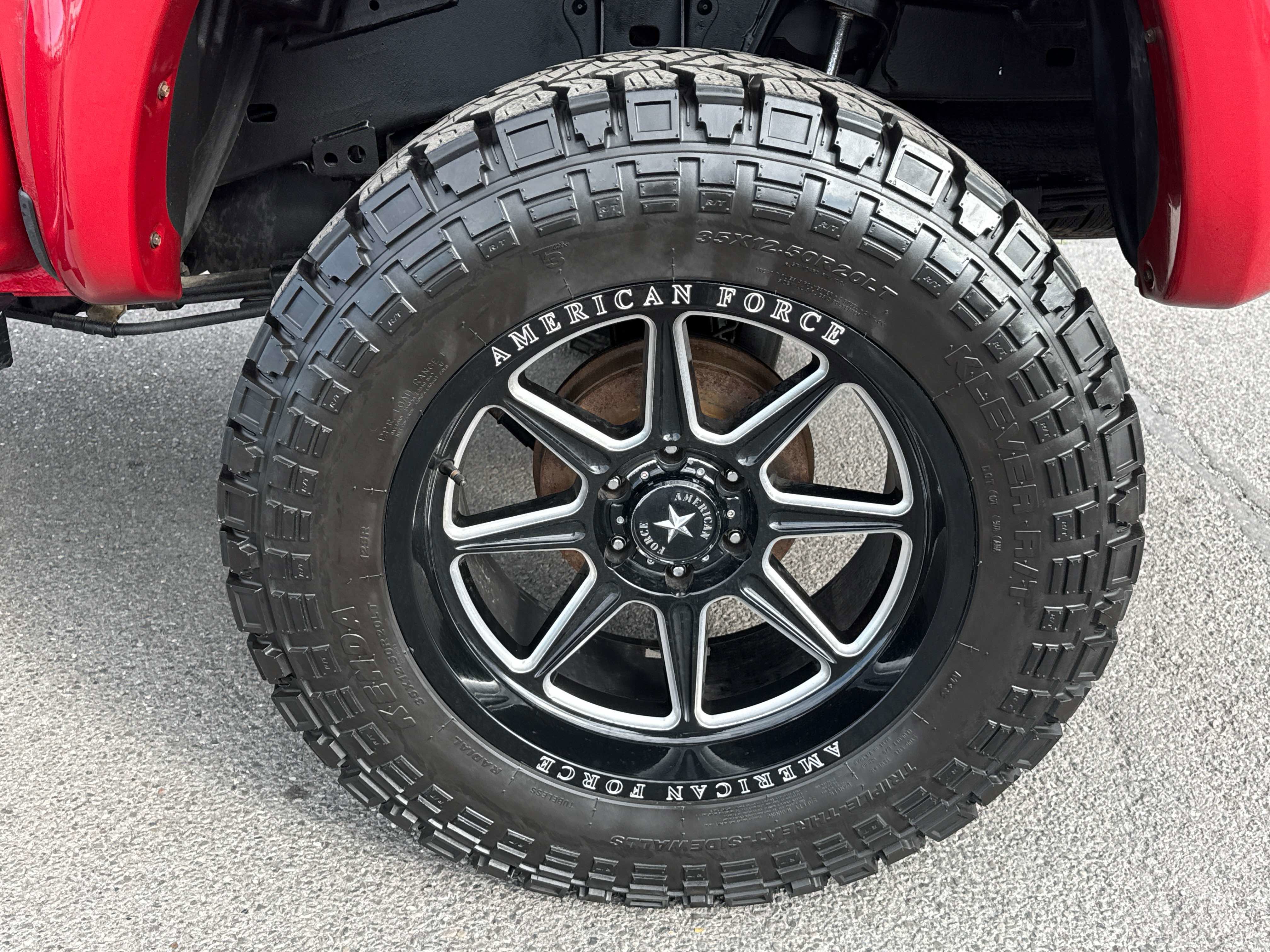 2018 Toyota Tacoma - Image 7