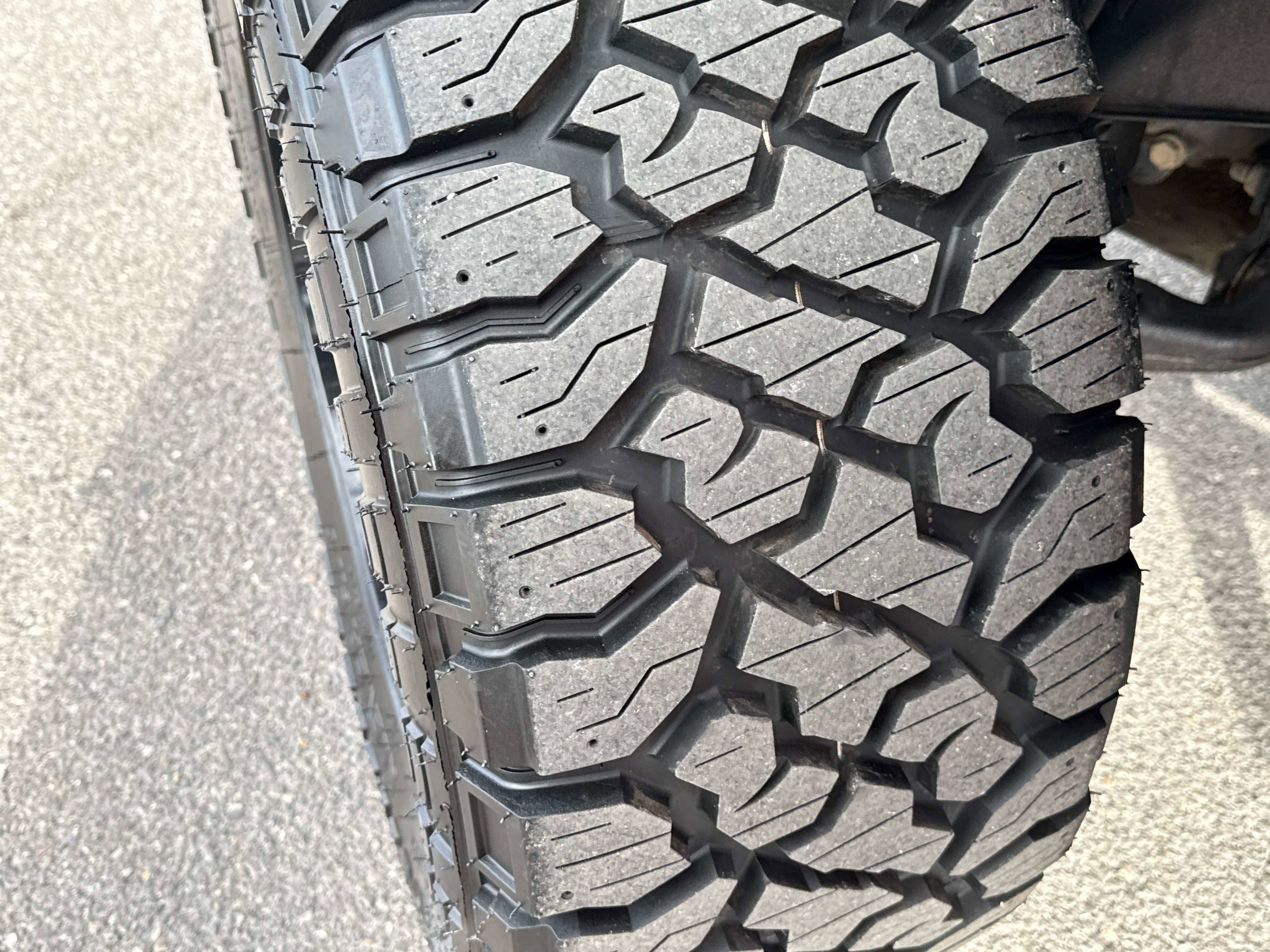 2018 Toyota Tacoma - Image 8