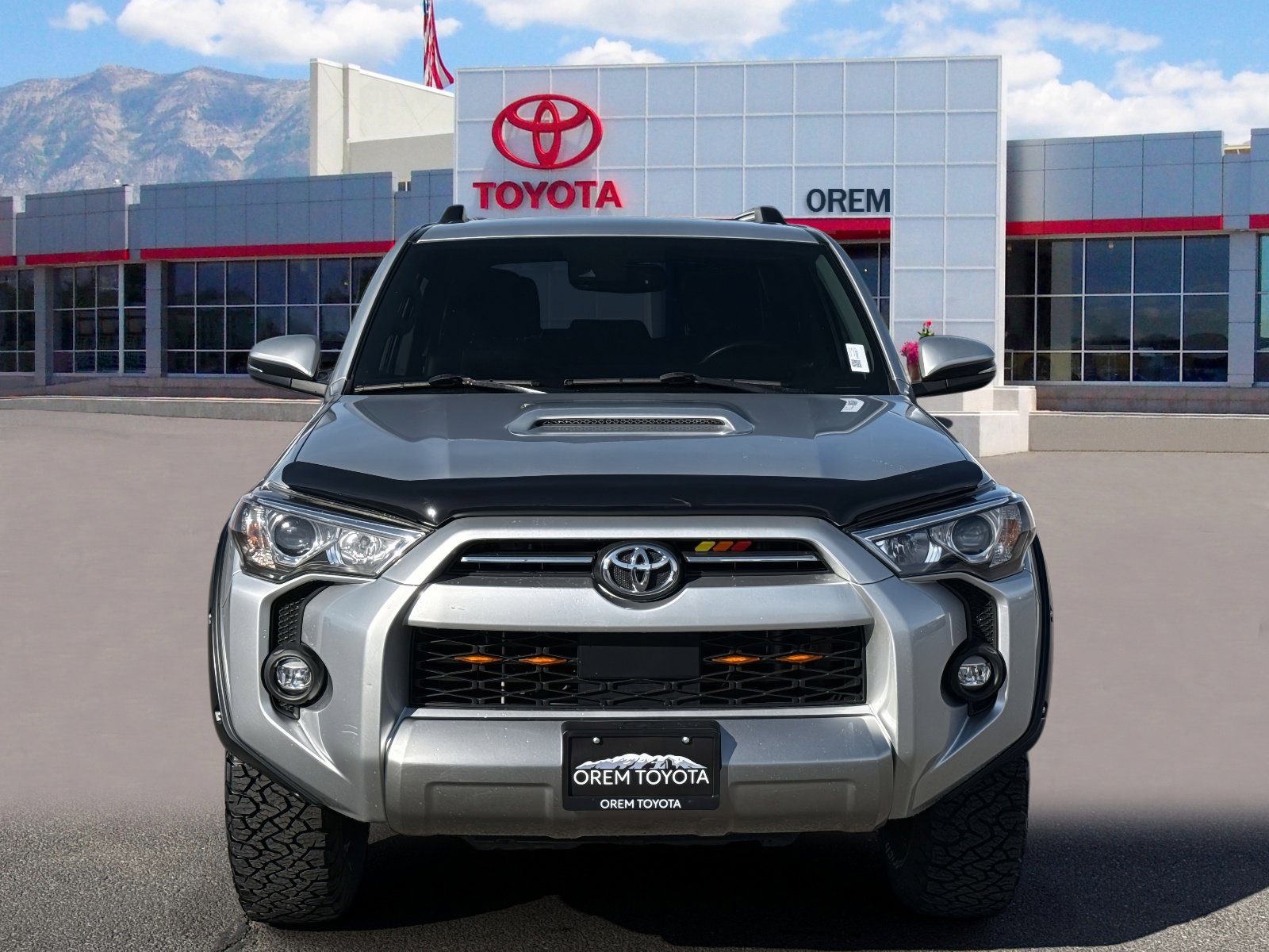2022 Toyota 4Runner - Image 2