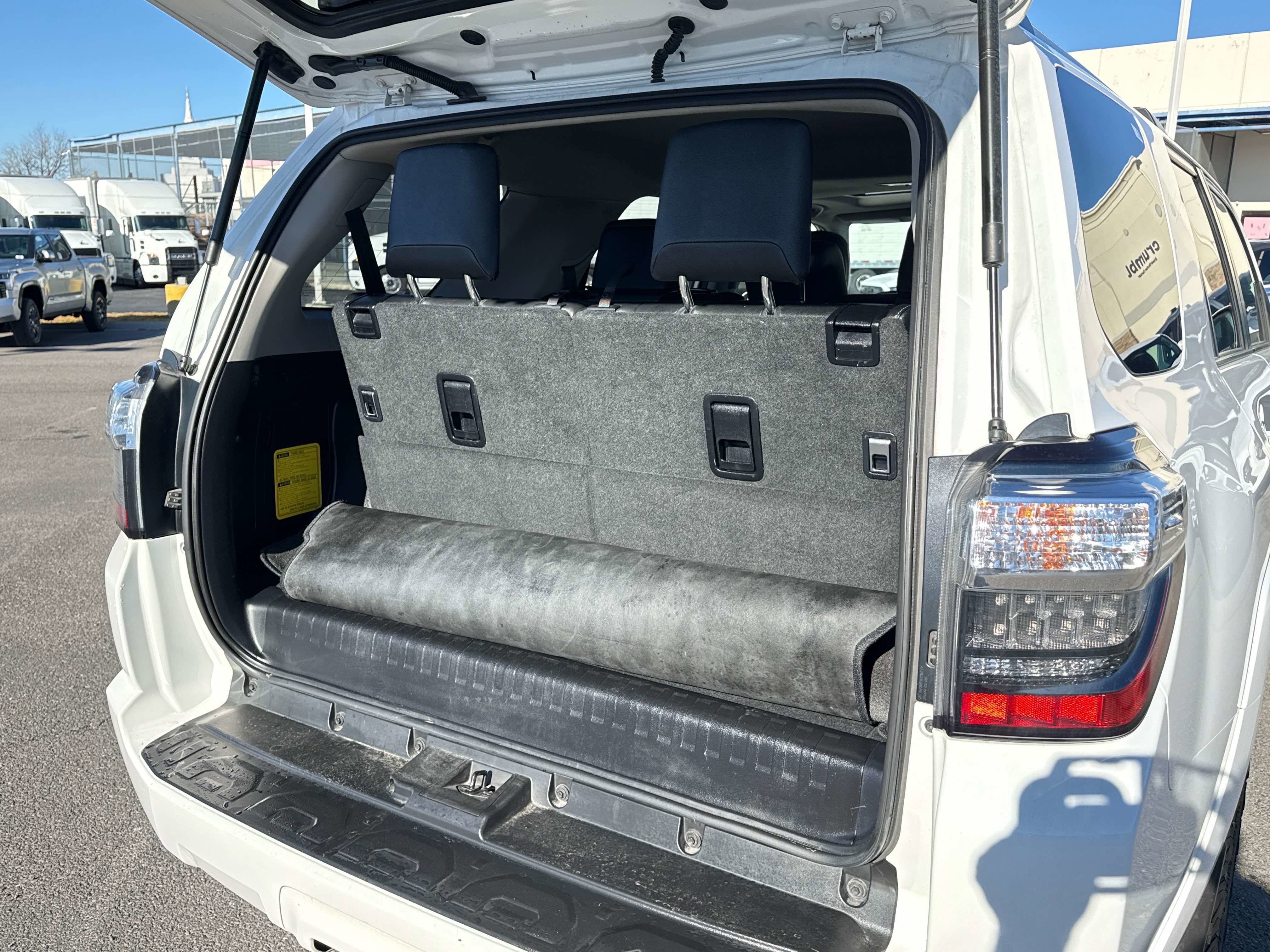 2015 Toyota 4Runner - Image 15