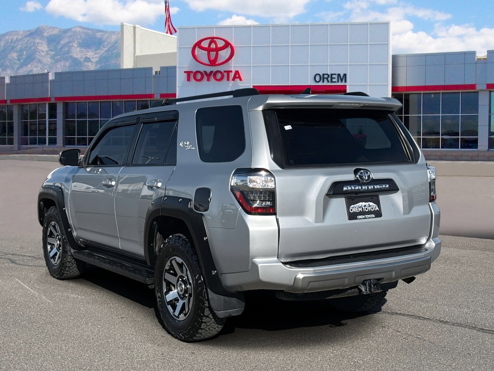 2022 Toyota 4Runner - Image 5