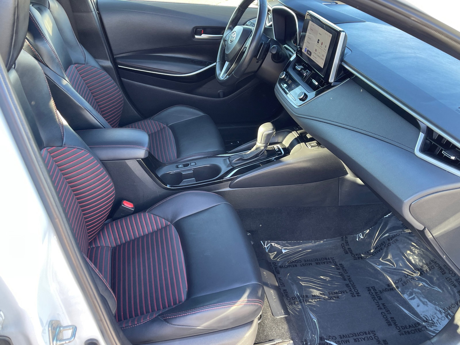 2024 Toyota Corolla - Image 21