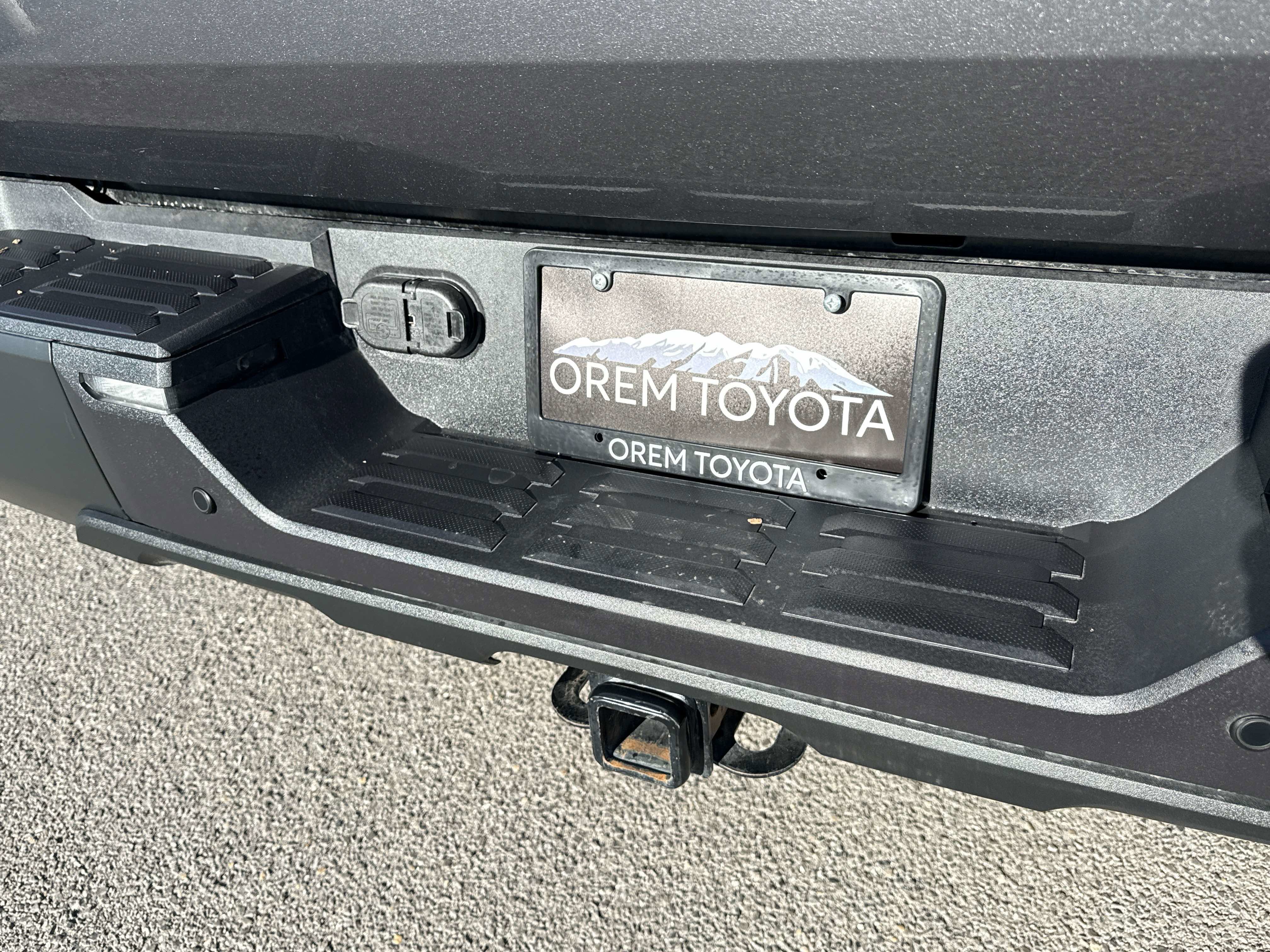 2024 Toyota Tundra 4WD - Image 15