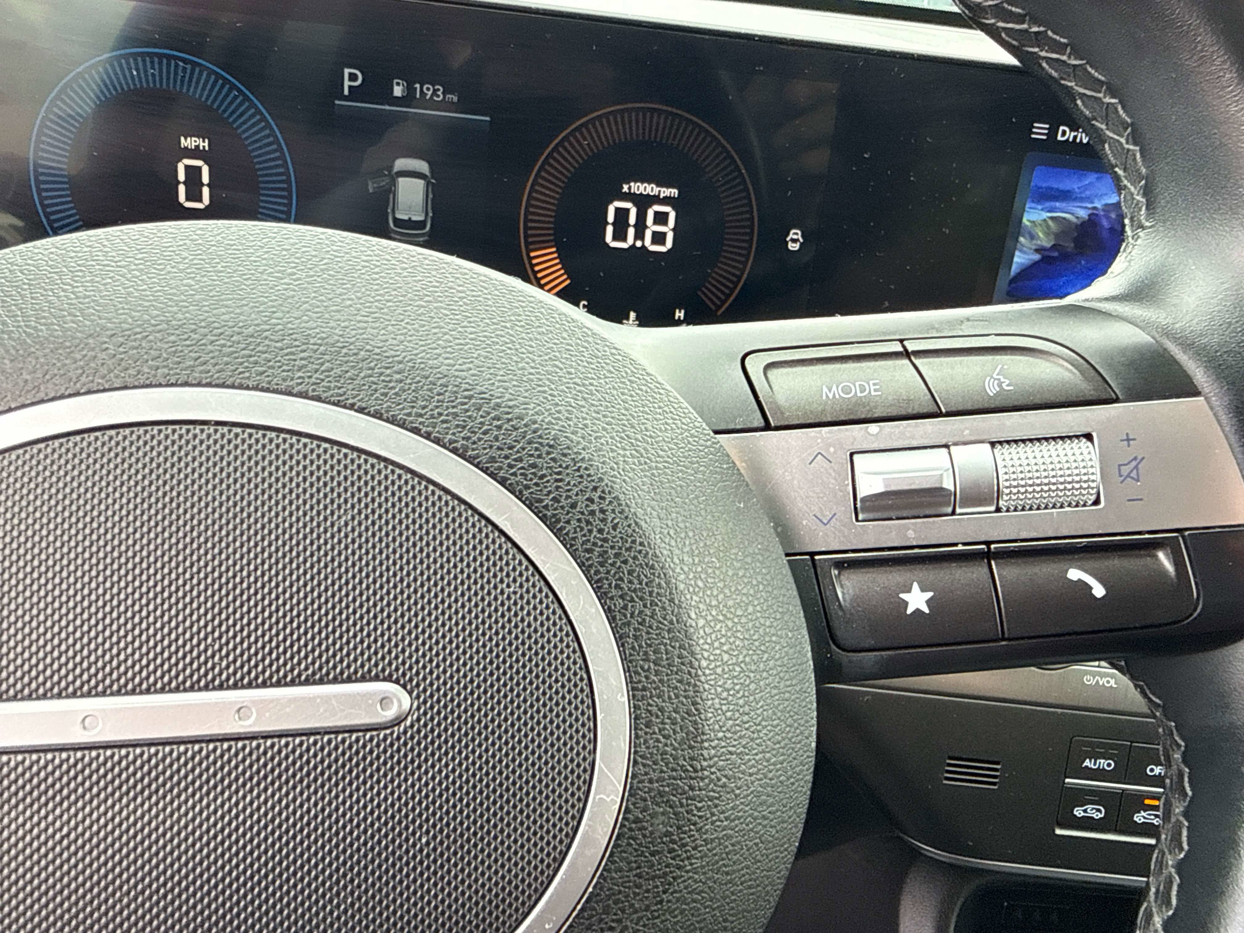 2024 Hyundai Kona - Image 25