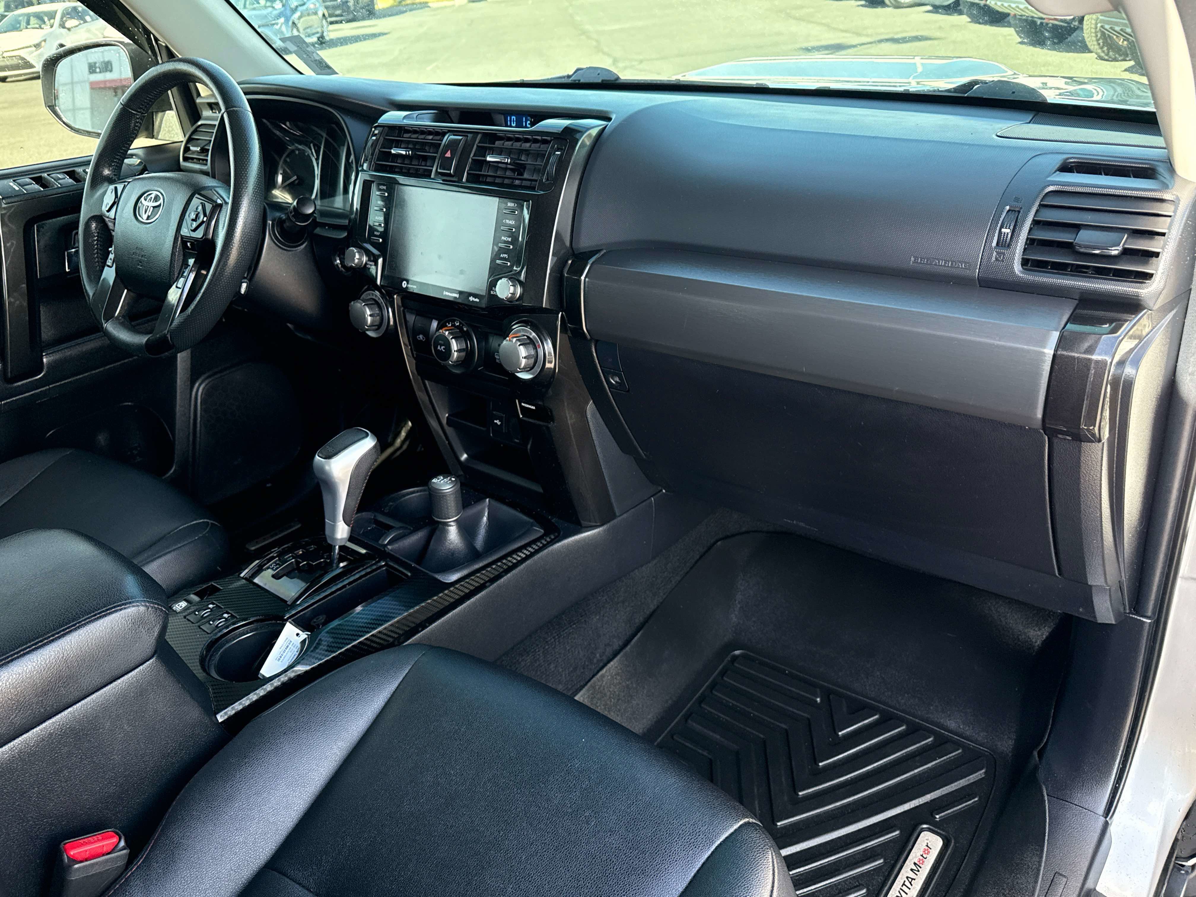 2022 Toyota 4Runner - Image 18