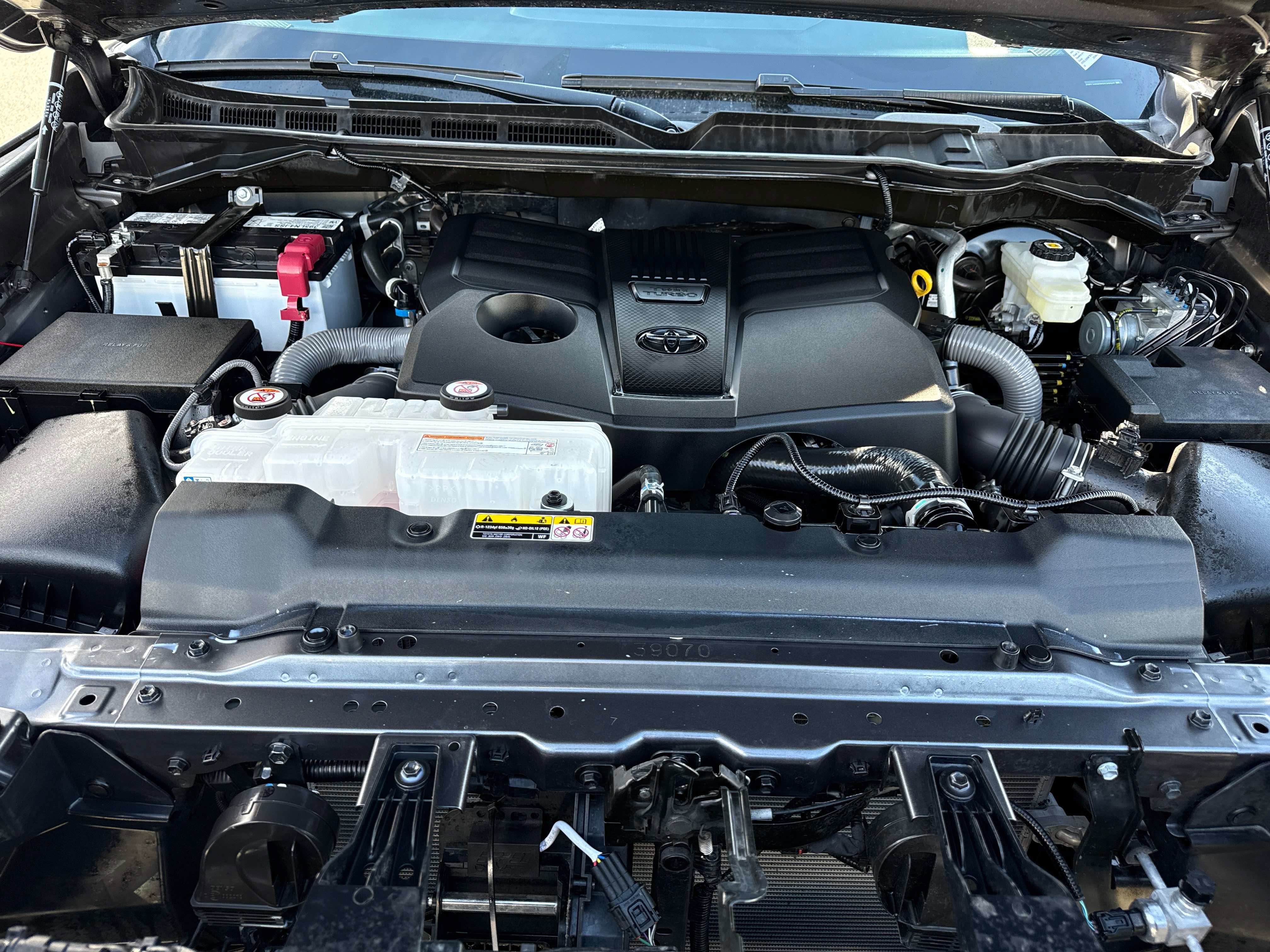 2024 Toyota Tundra 4WD - Image 9