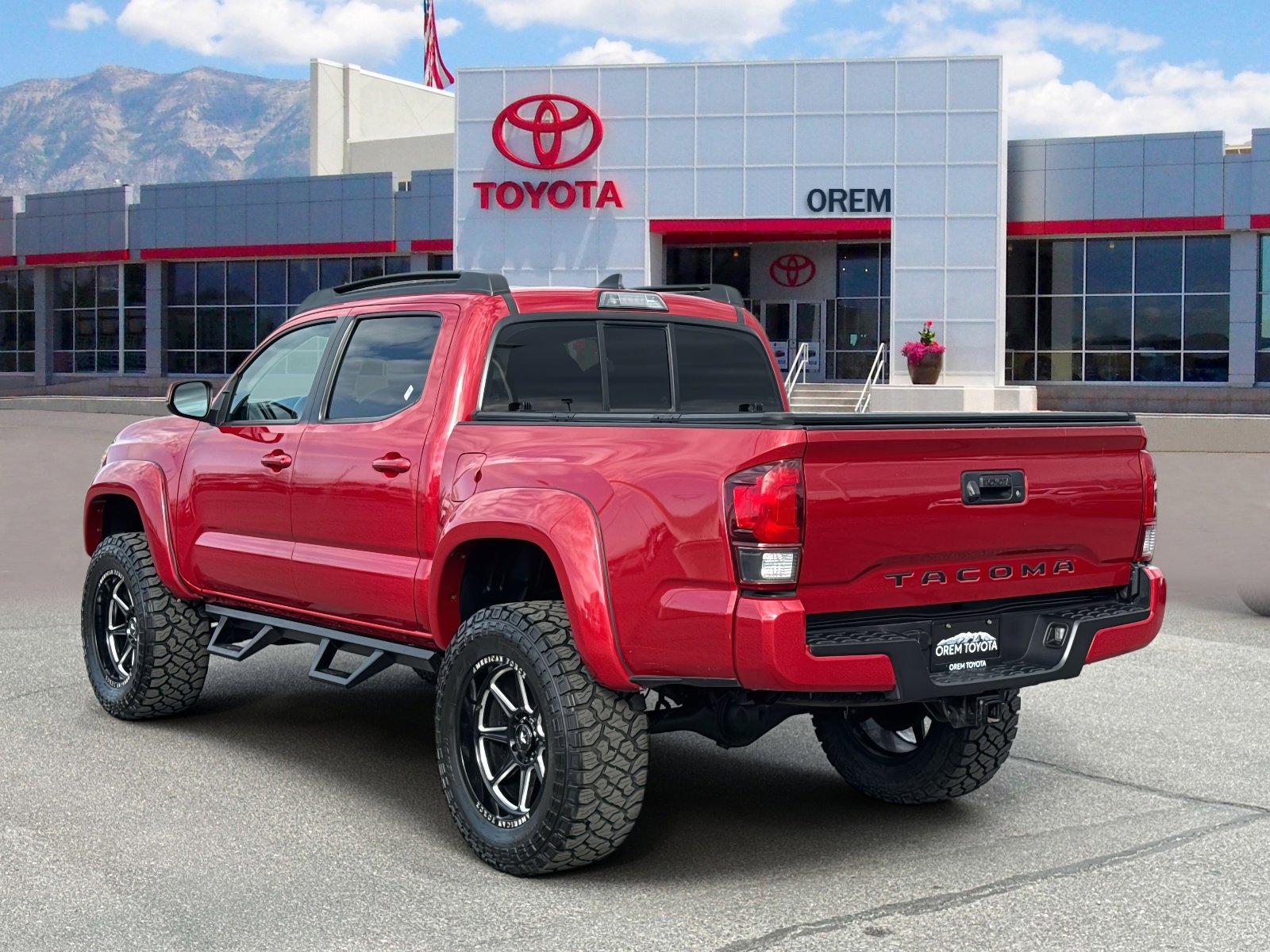 2018 Toyota Tacoma - Image 5