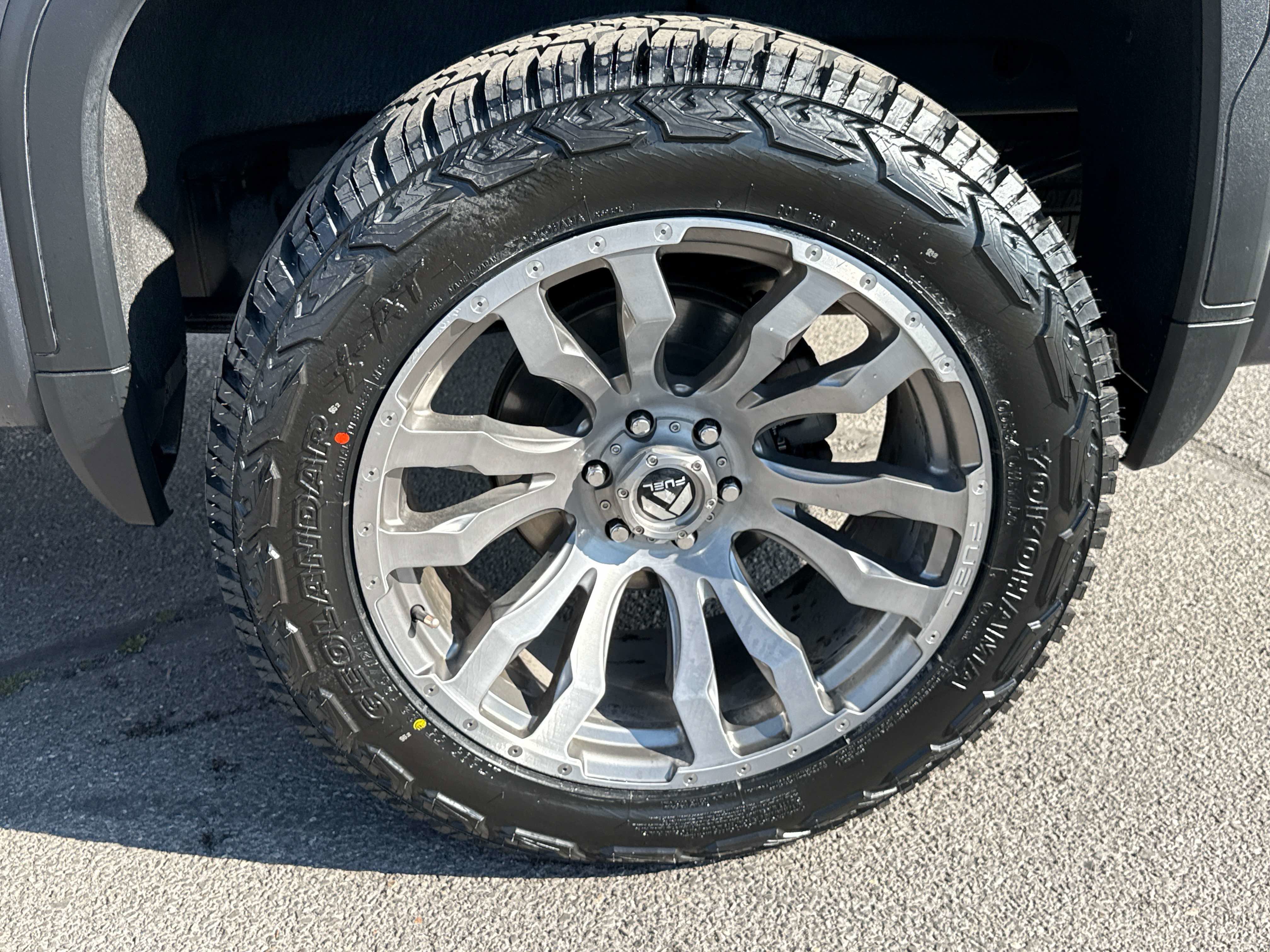 2020 GMC Sierra 1500 - Image 7