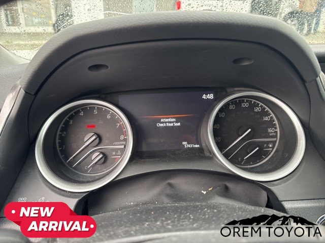 2023 Toyota Camry - Image 10