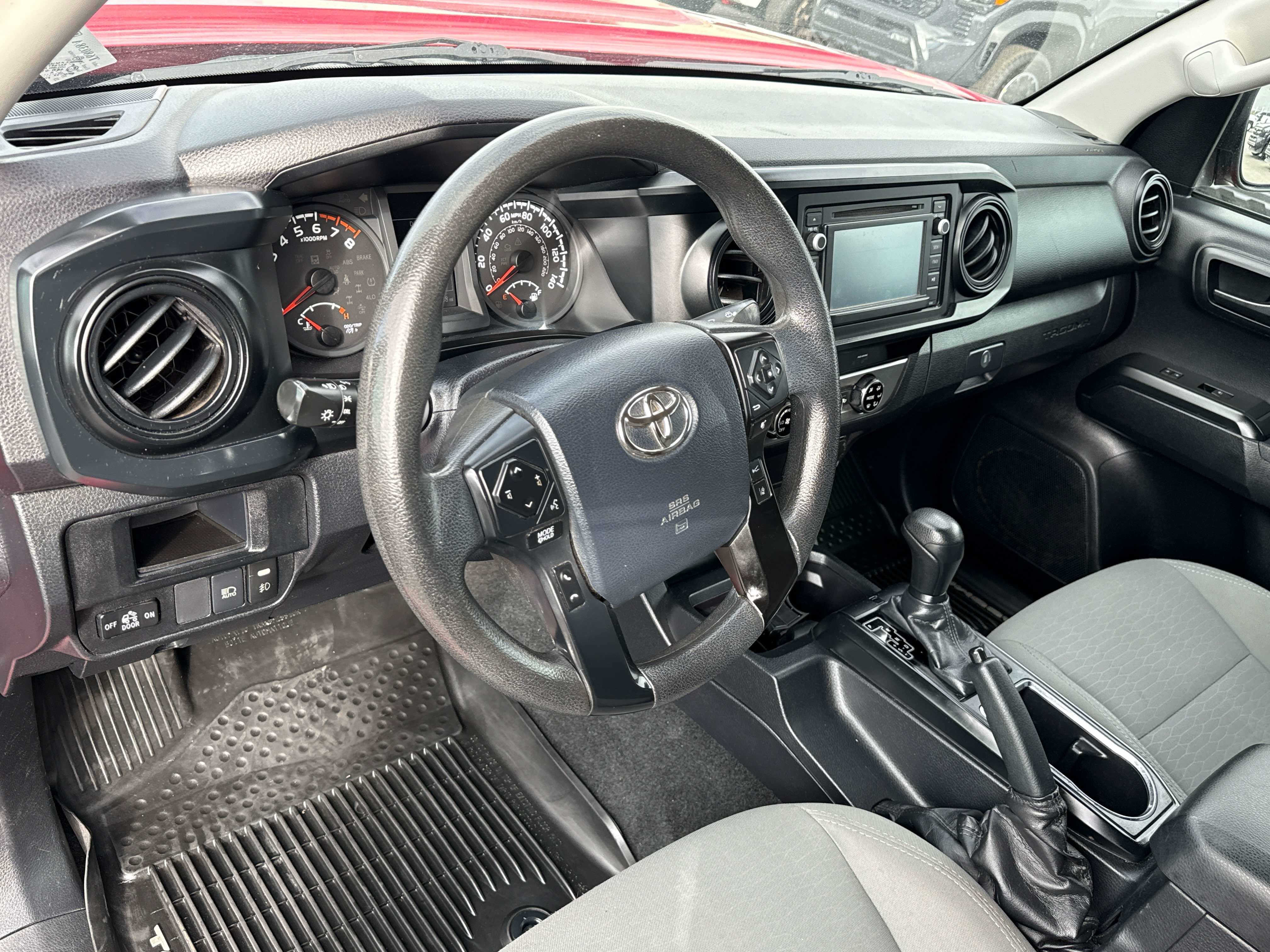 2018 Toyota Tacoma - Image 10