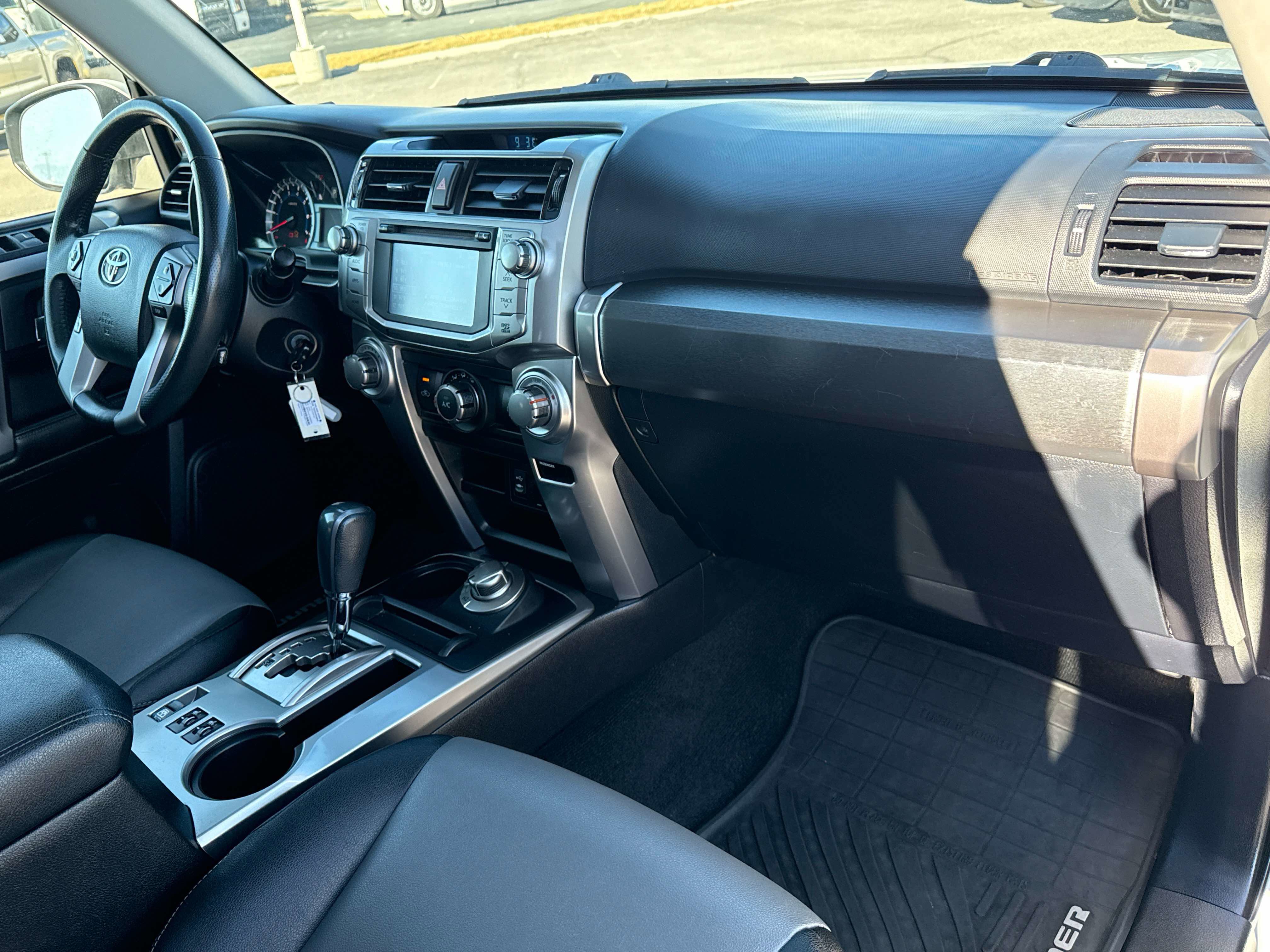 2015 Toyota 4Runner - Image 19