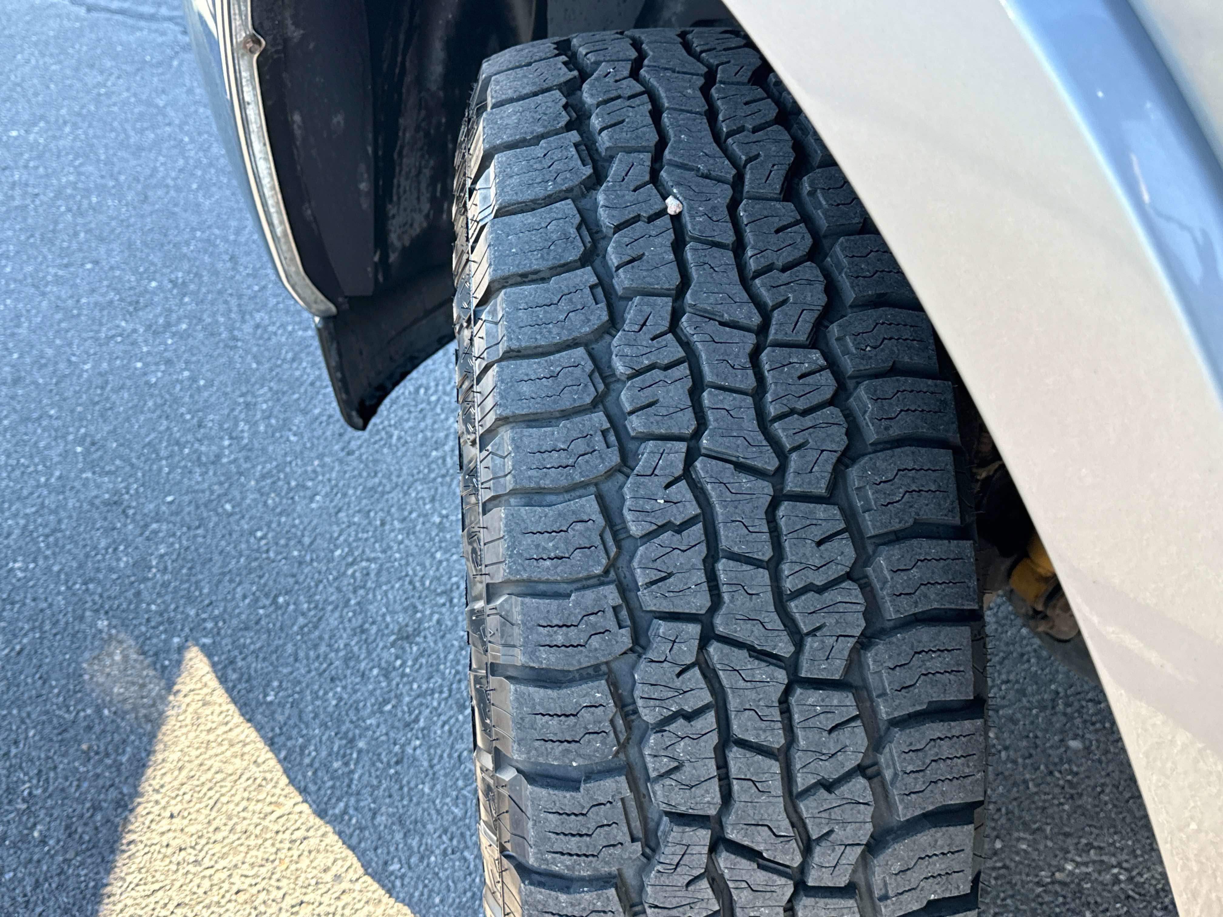 2021 RAM 2500 - Image 8