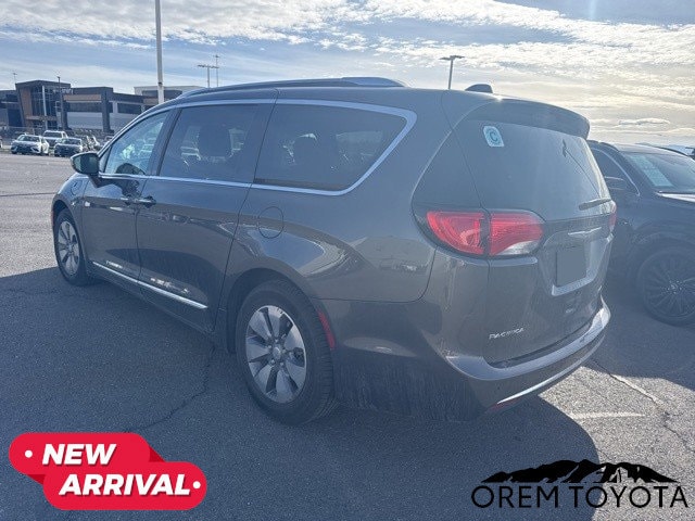 2018 Chrysler Pacifica - Image 4