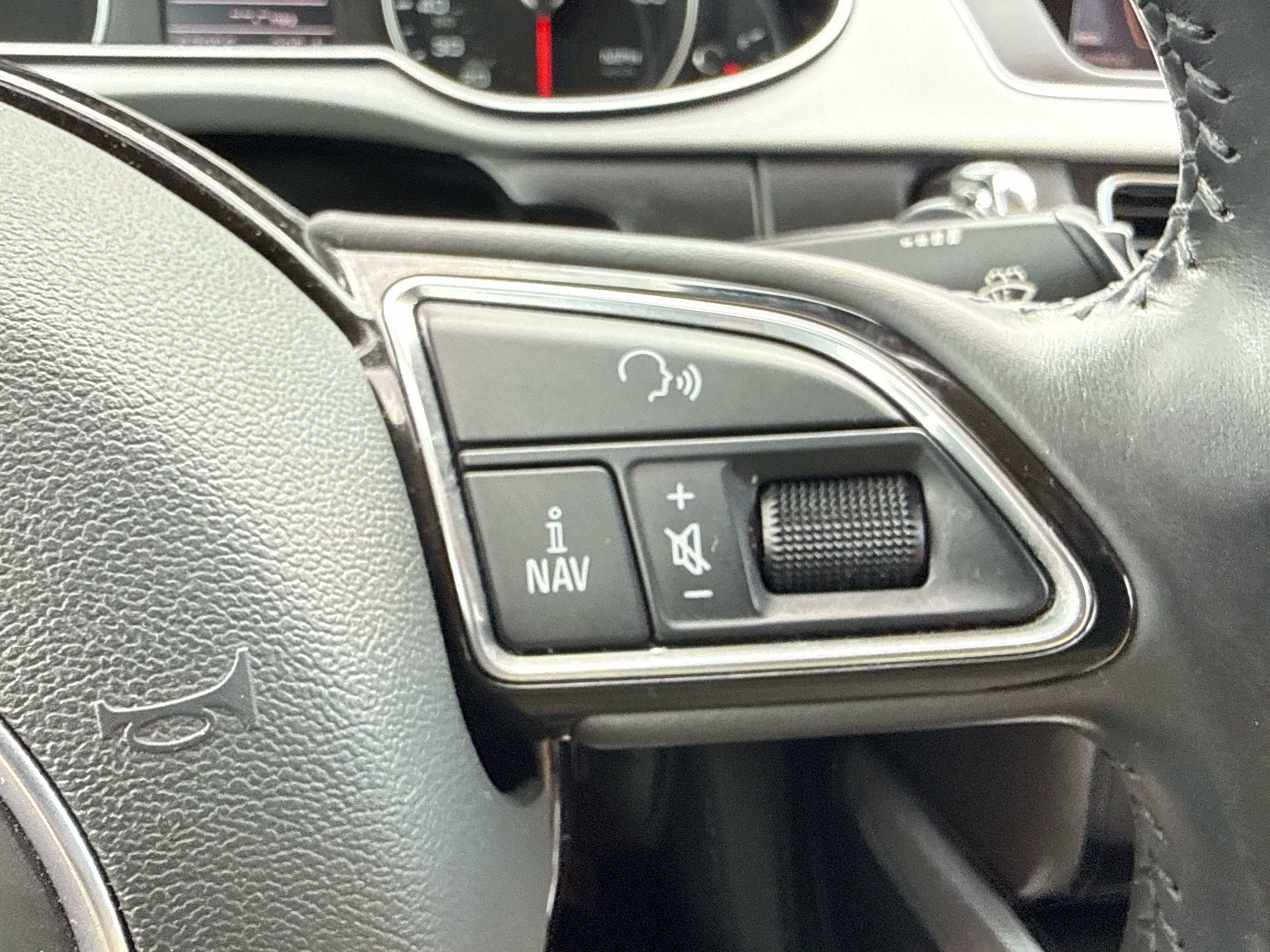 2015 Audi A4 - Image 24