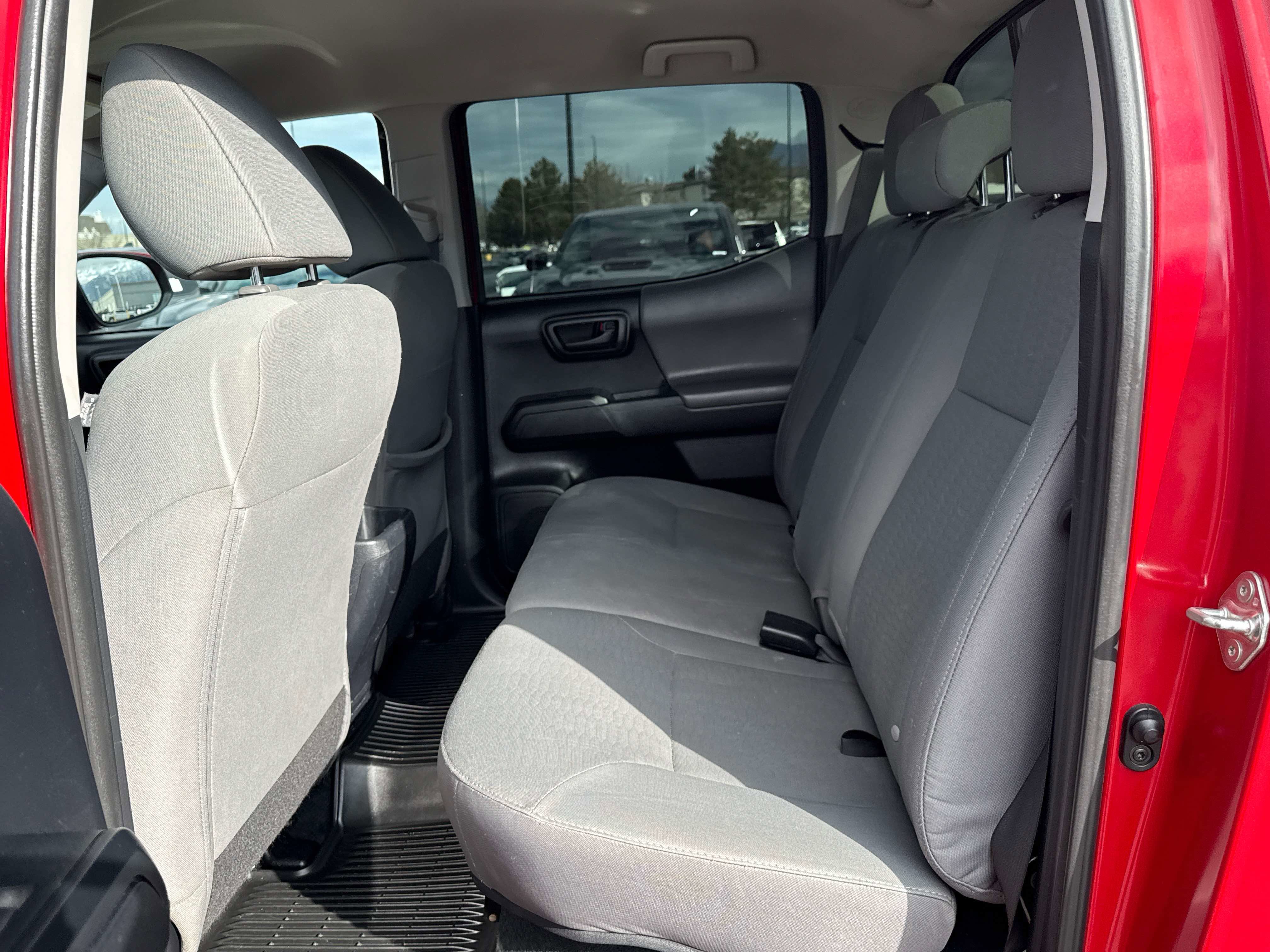 2018 Toyota Tacoma - Image 13