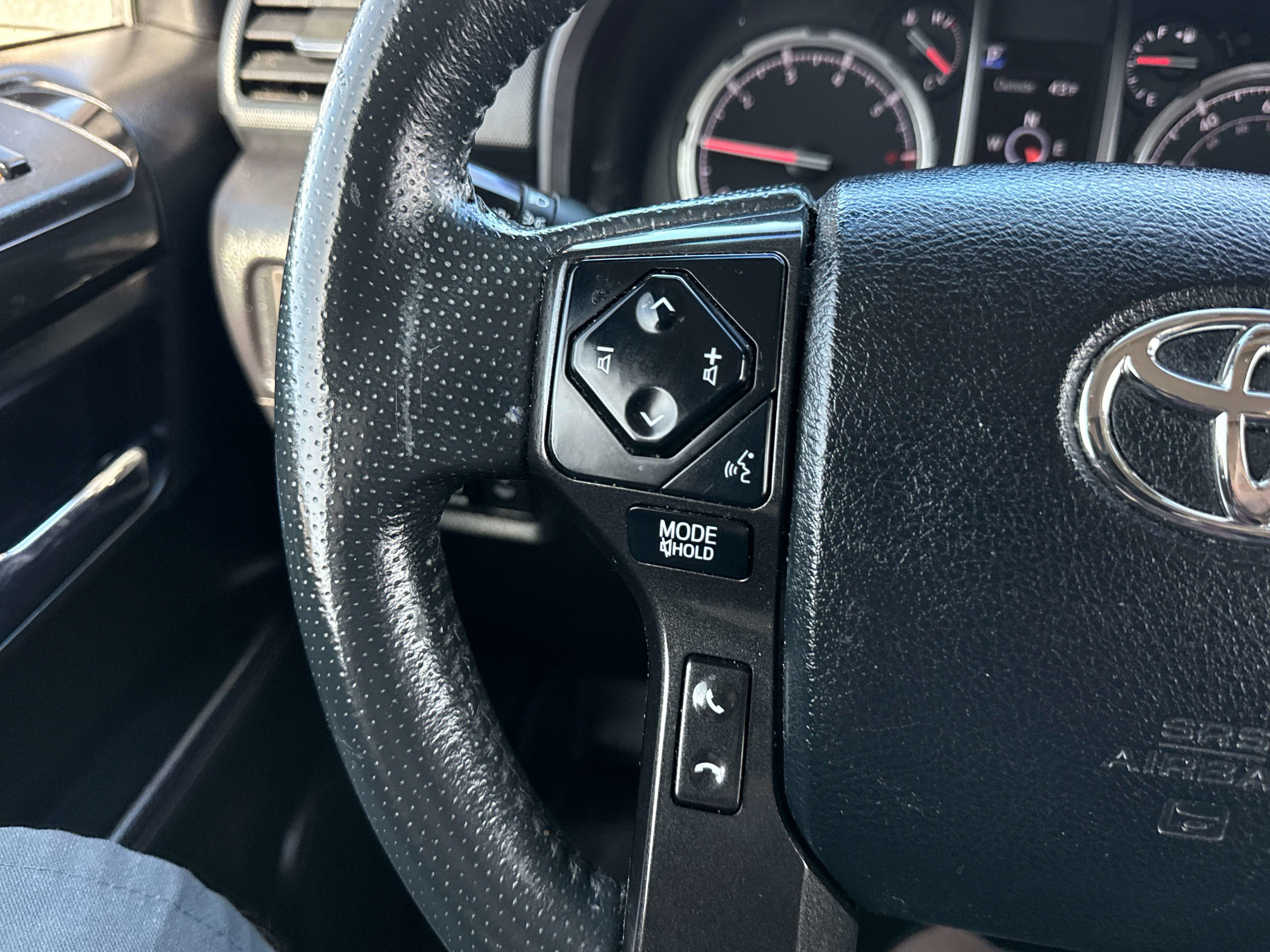 2022 Toyota 4Runner - Image 24