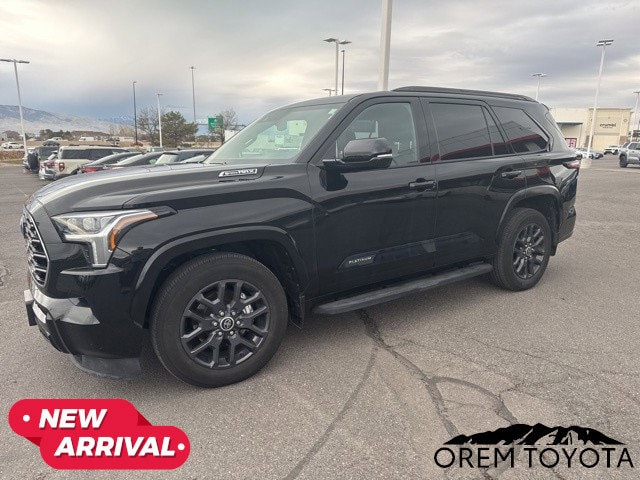 2023 Toyota Sequoia - Image 13