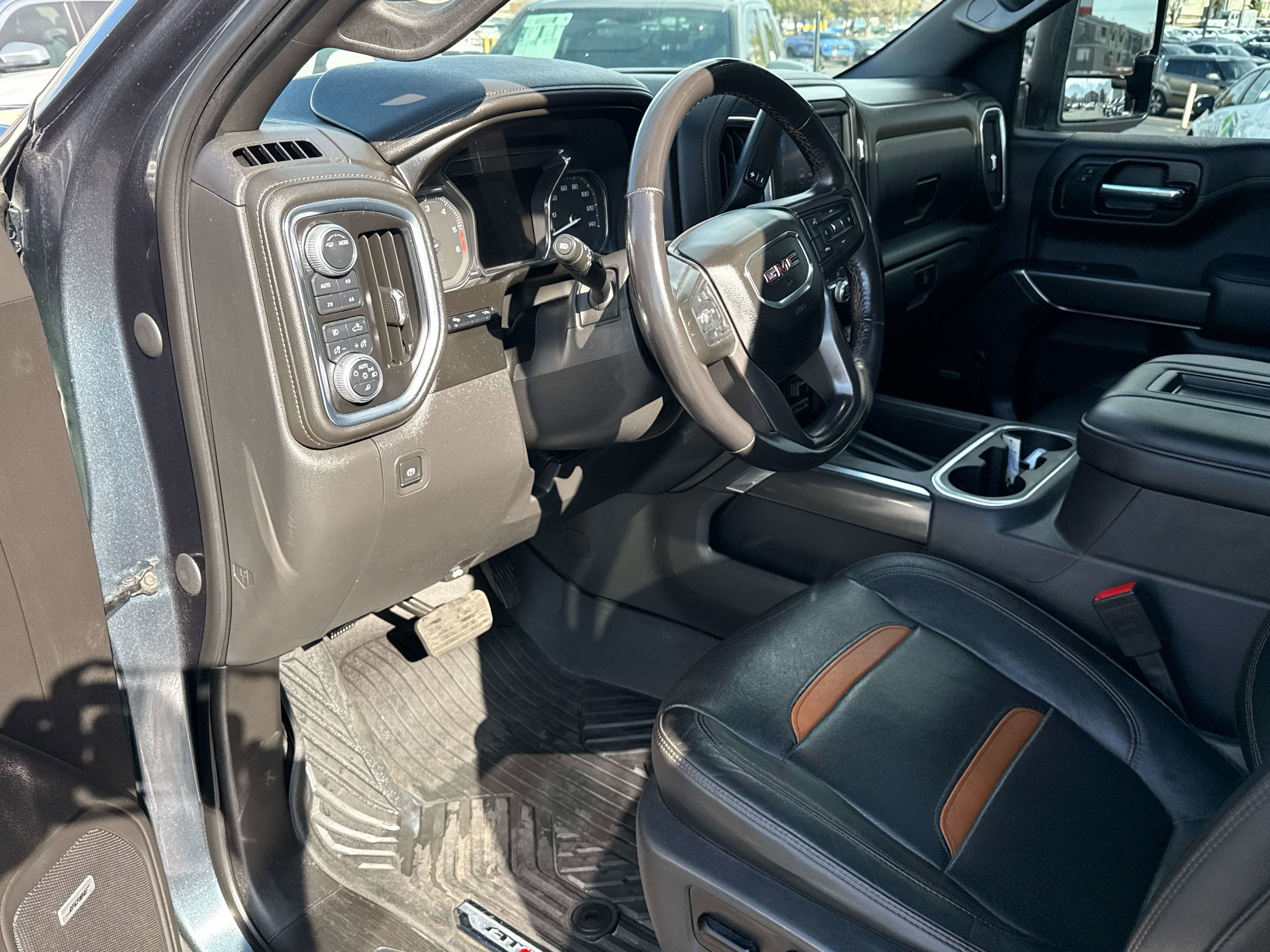 2020 GMC Sierra 1500 - Image 10