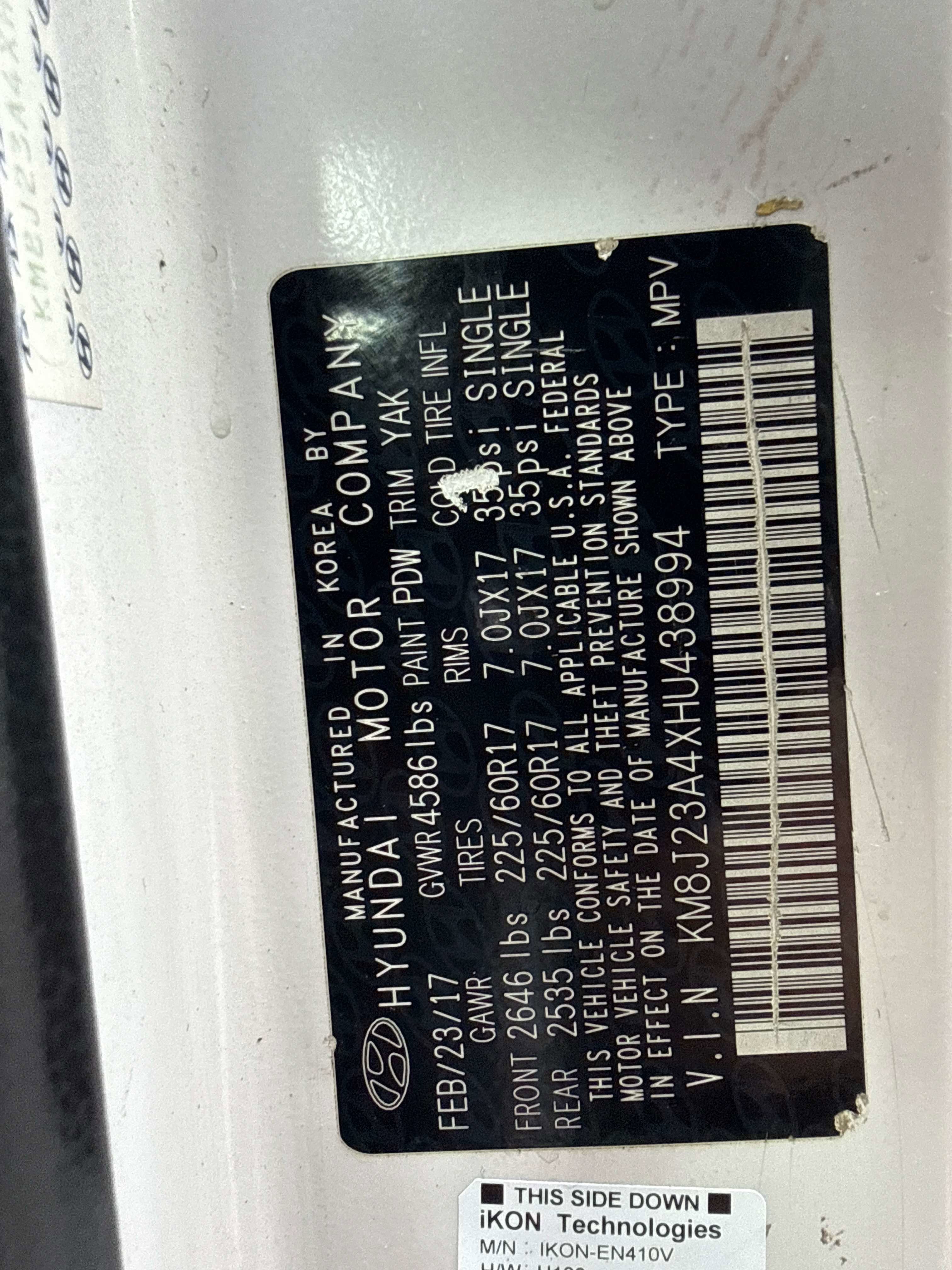 2017 Hyundai Tucson - Image 25