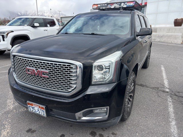 2015 GMC Yukon XL - Image 2