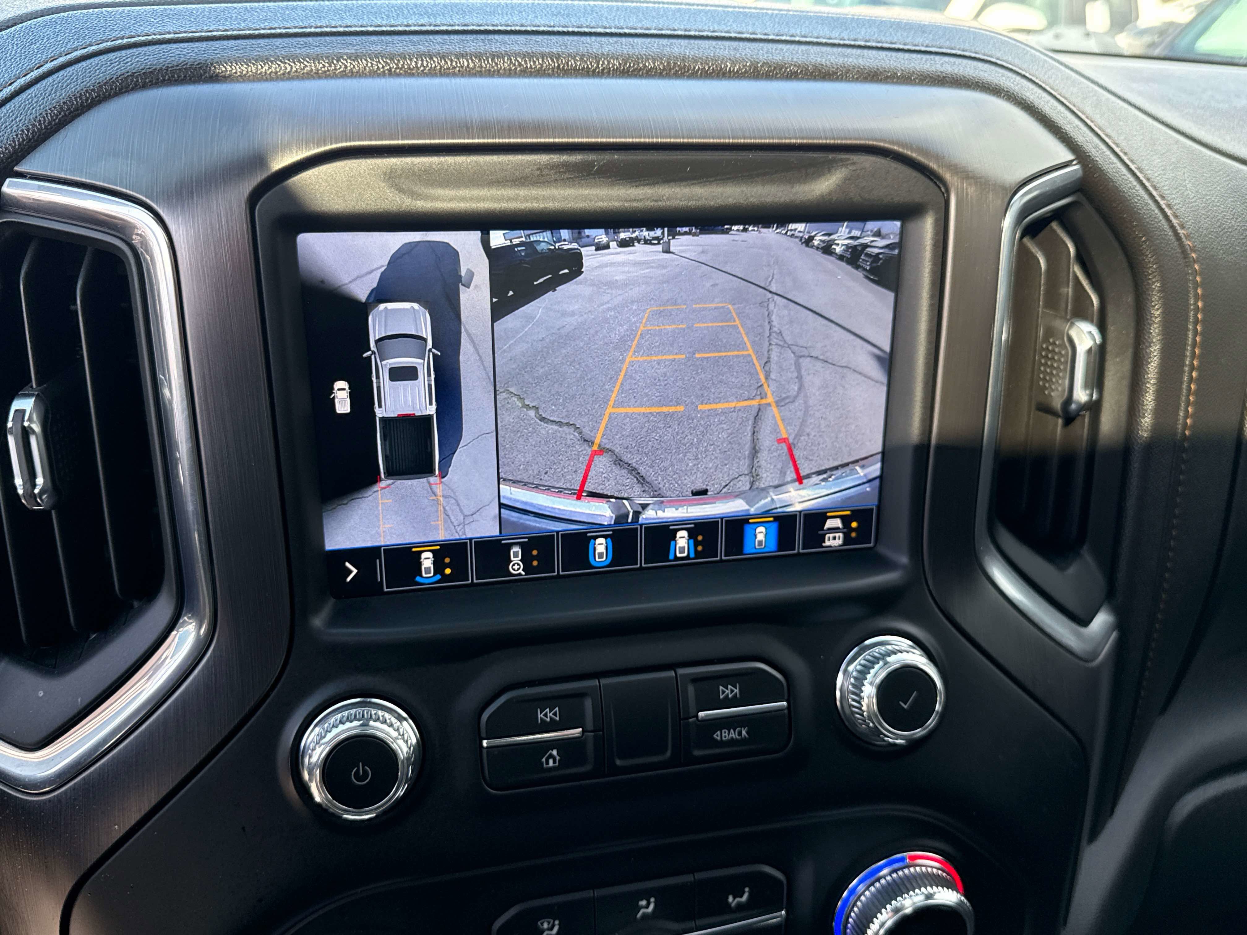 2020 GMC Sierra 1500 - Image 22